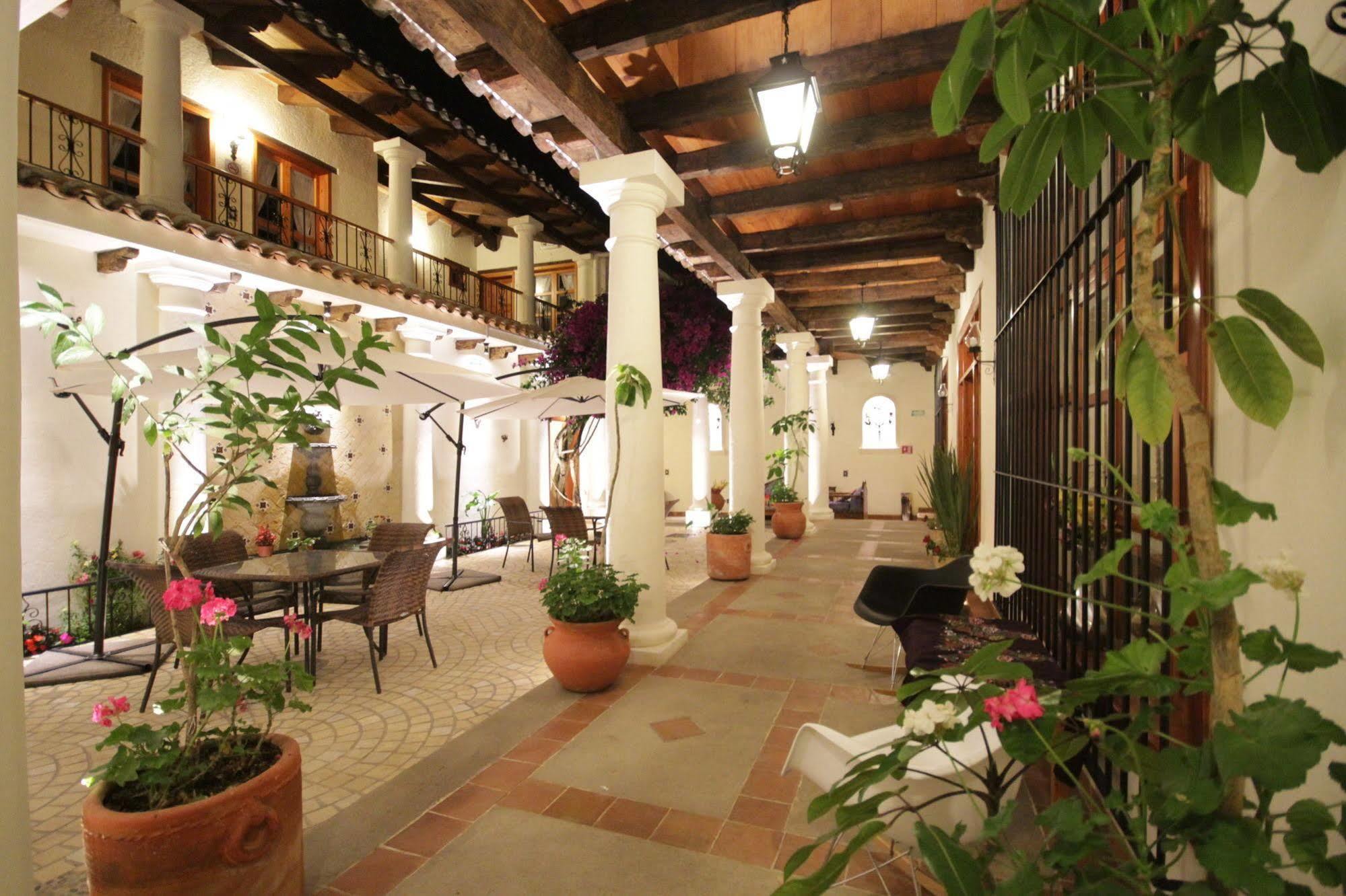Hotel Provincia San Cristobal de las Casas Bagian luar foto